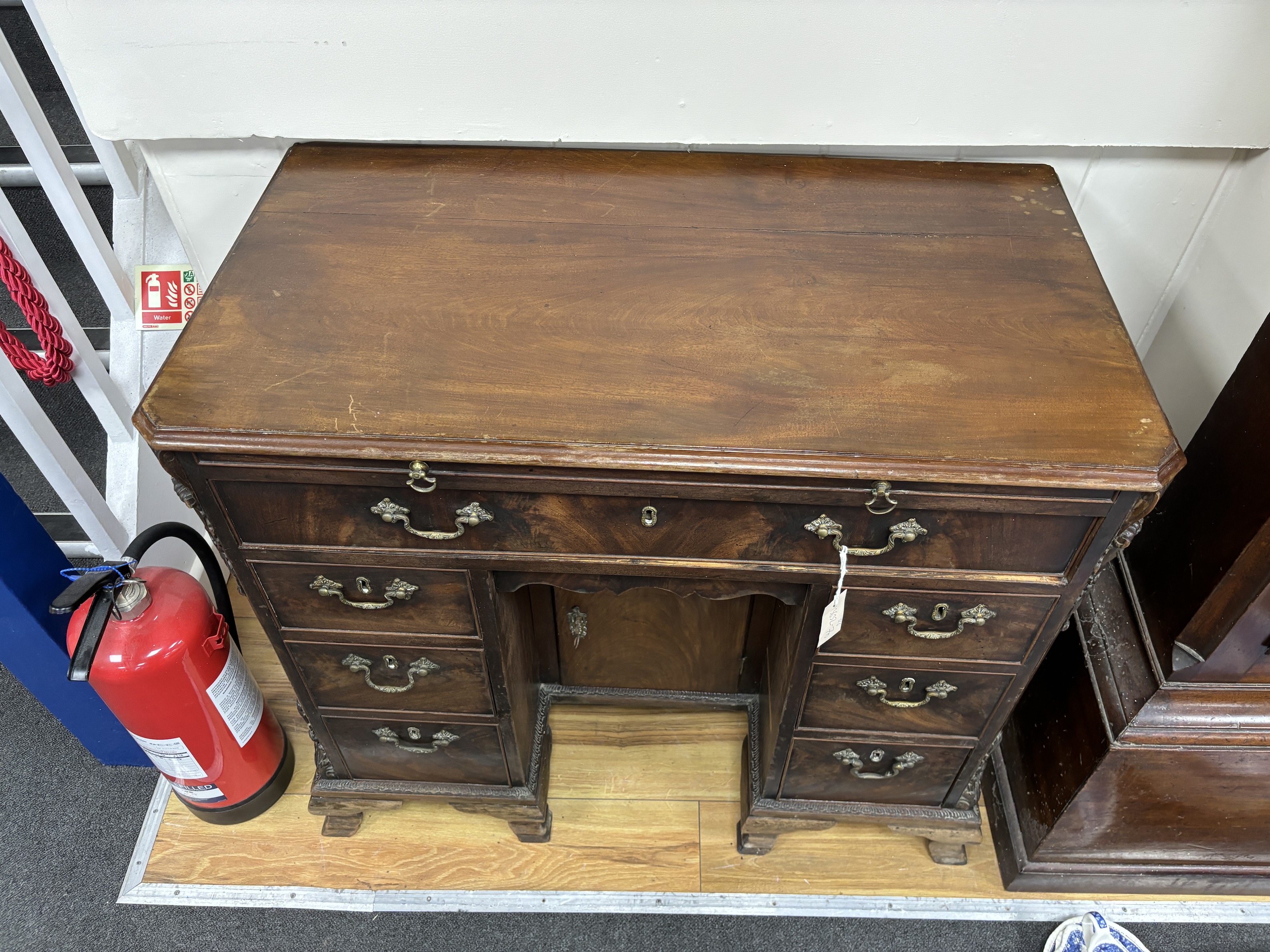 A George III mahogany kneehole dressing chest, width 94cm, depth 51cm, height 84cm